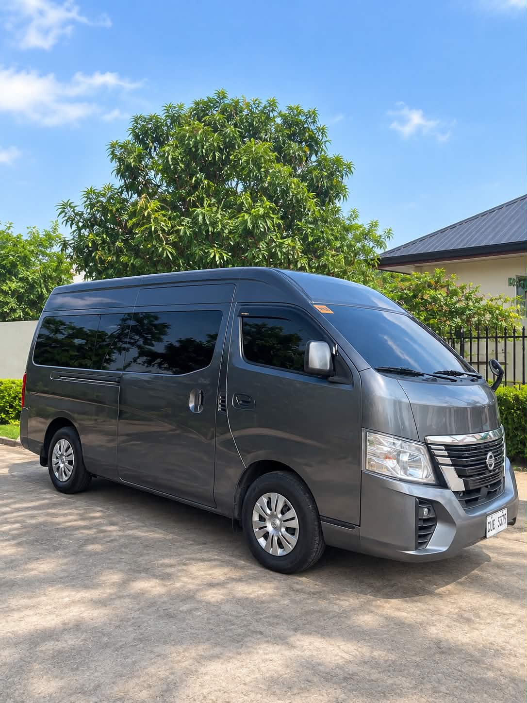 Nissan NV350 Premium