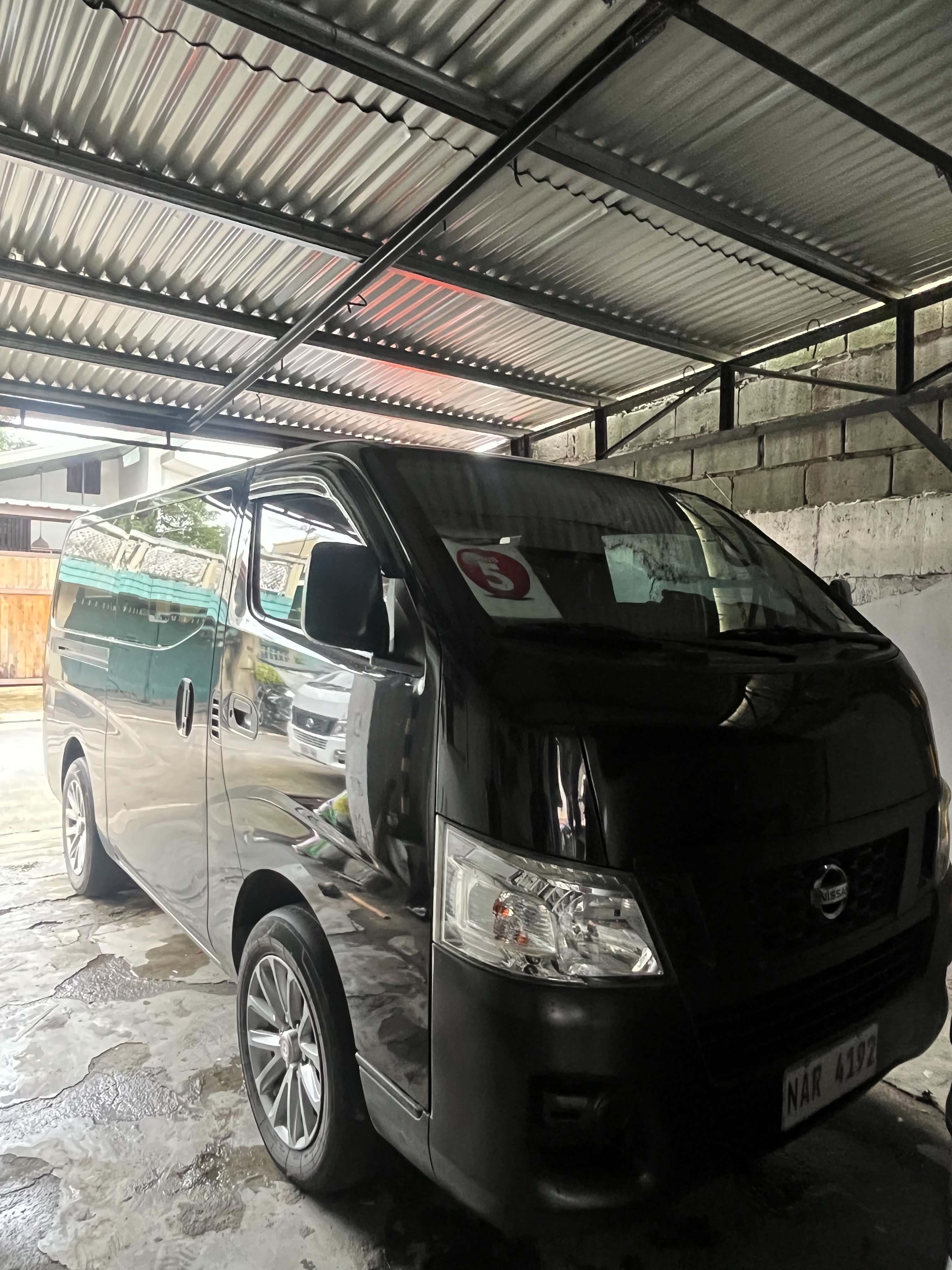 Nissan Urvan NV350